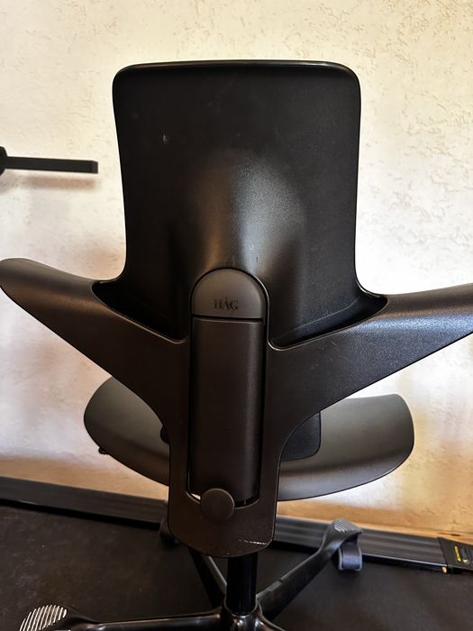 Scaun ERGONOMIC HAG Capisco Puls 8010
