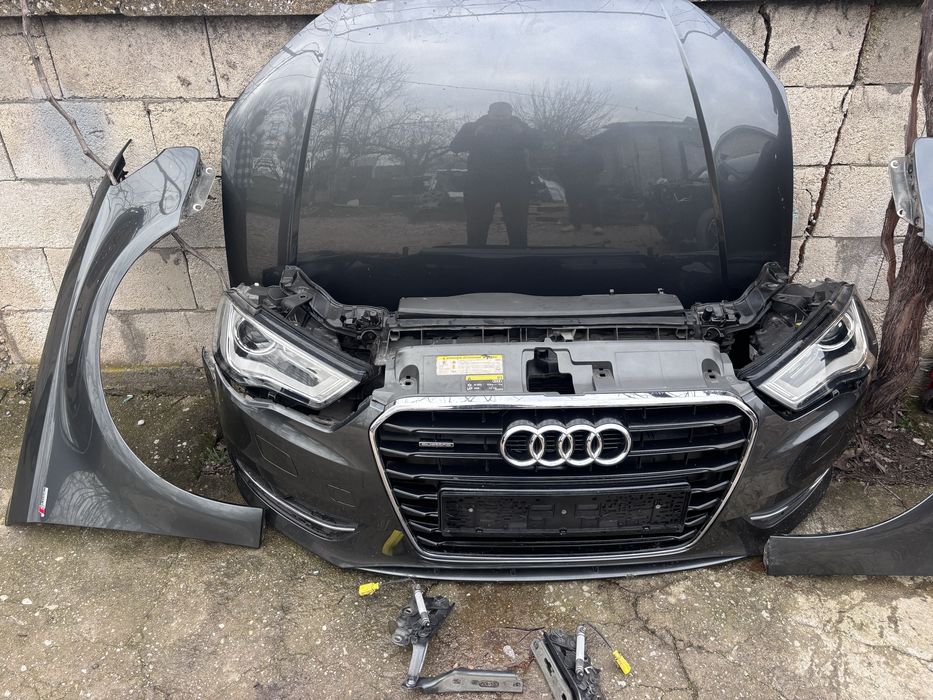 Предница за Audi A3 2014г