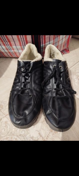 Продам обувь одежду