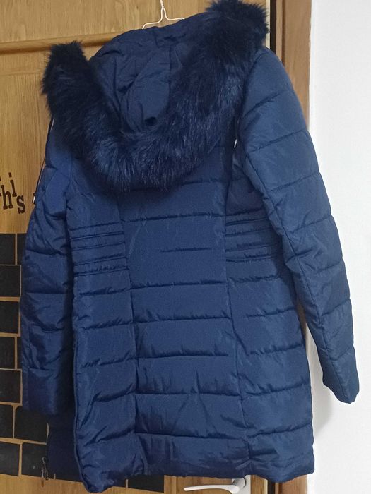 Geaca de iarna cu gluga si blanita dama 80 cm lungime