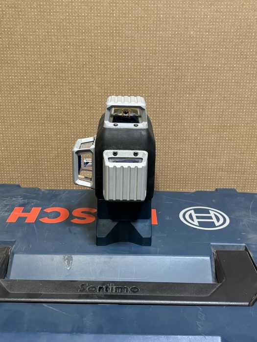 MDM vinde: Set Nivela Laser Bosch GLL 3-80 C