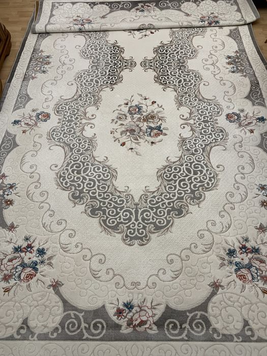 Ковер , большого размера