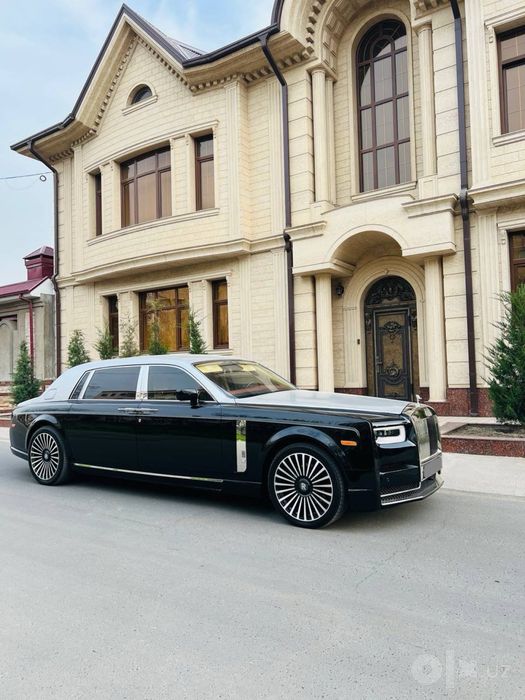 Rolls Royce Phantom Long Version