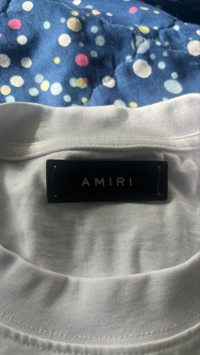 Amiri tshirt бьл цвят