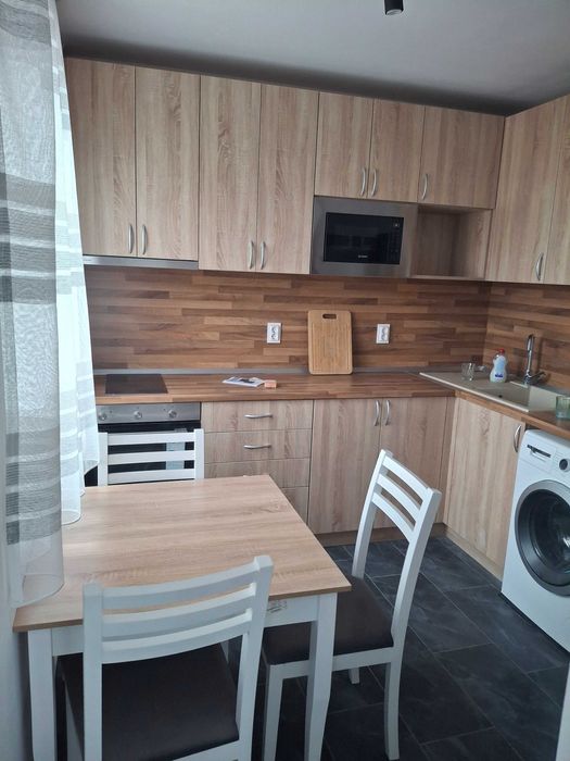 Собственик продава двустаен в Златен рог