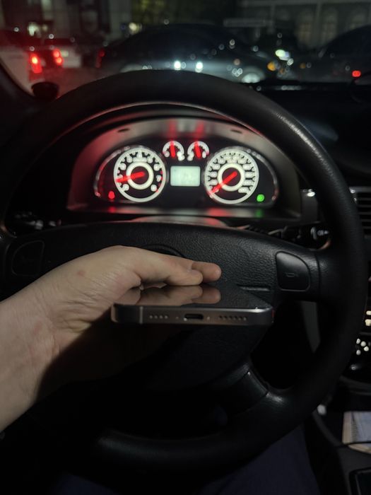 iphone 16 pro max 256gb yomkost 100%