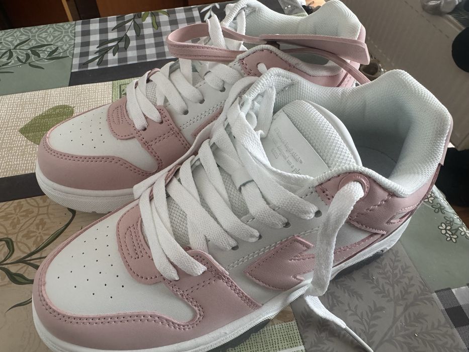 Off white roz/trandafiriu marimea 37