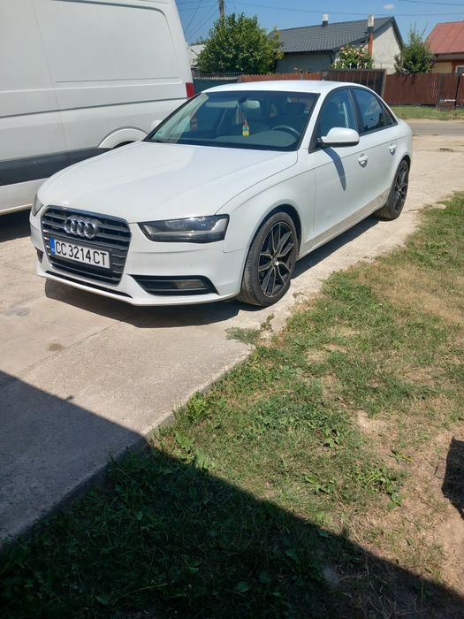 Audi  a4 b8 2012