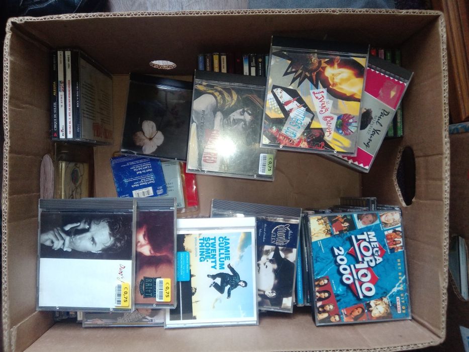 Lot 100buc cd uri cu muzica disco