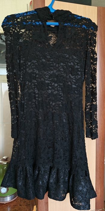 Продам школьную форму б/у  для девочки