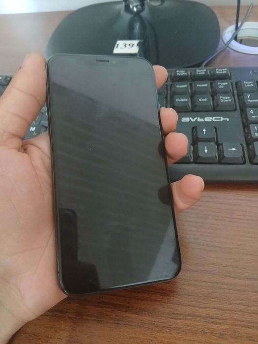 iphone X sotiladi e’lon oxirigacha uqing