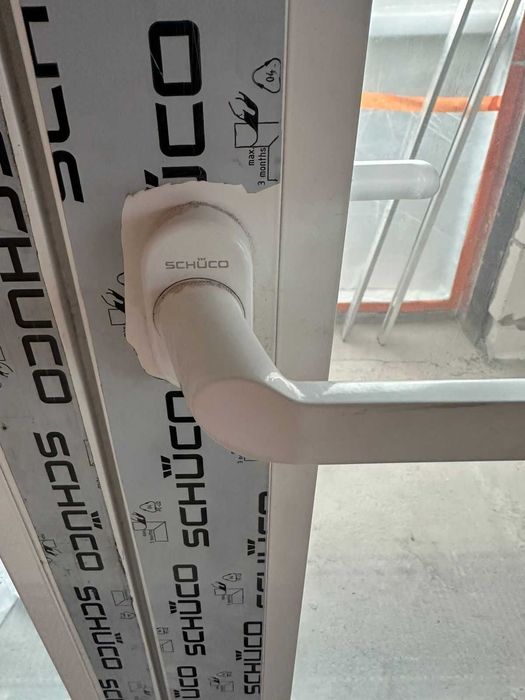 Продаются алюминиевые оконные блоки Schüco (2 шт.)