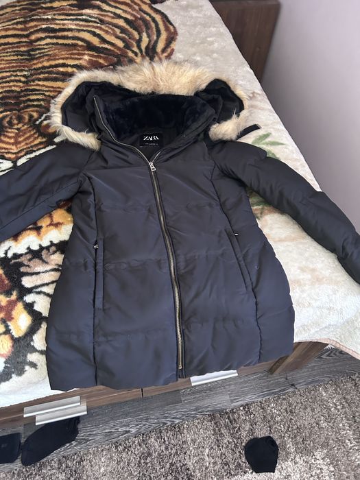 Дамско зимно яке Zara