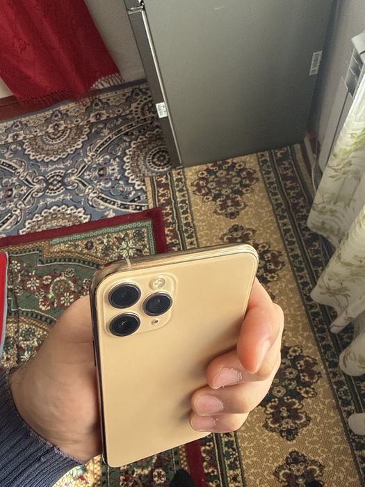 iPhone 11pro 64гб