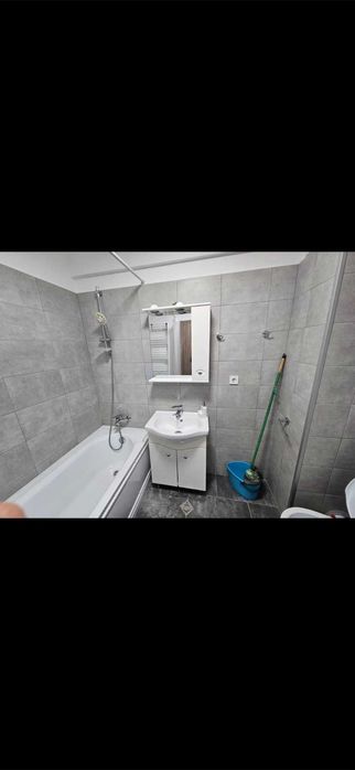 apartament de inchiriat