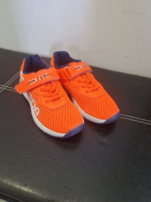 Adidasi Escape, marimea 31