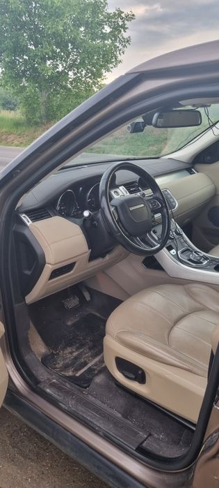 Vând Range Rover Evoque