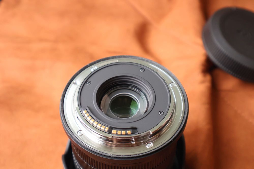 Обектив Sigma 18-50mm F2.8 DC DN Contemporary — Canon RF