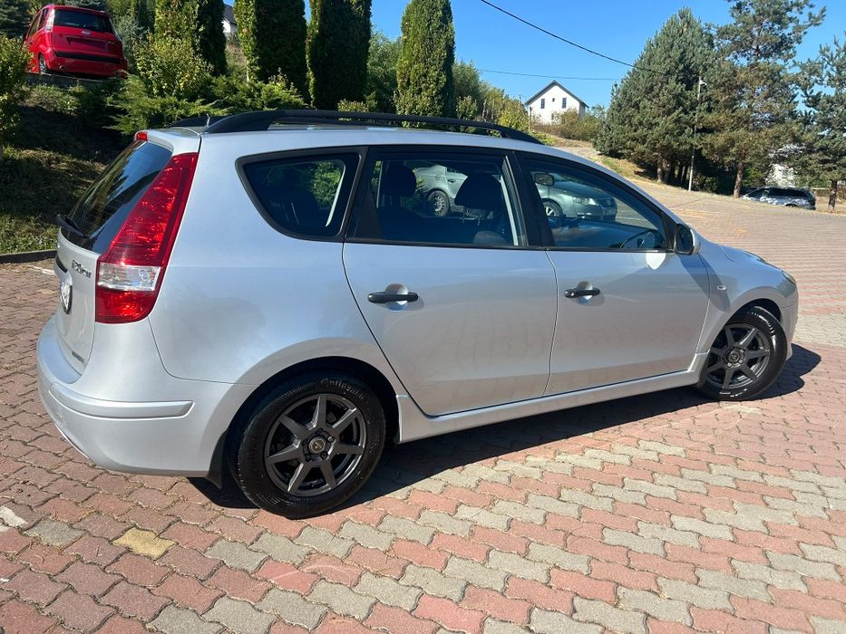 -Hyundai i30 facelift-2012-1.6diesel~90cai~euro5~adusa din germania~