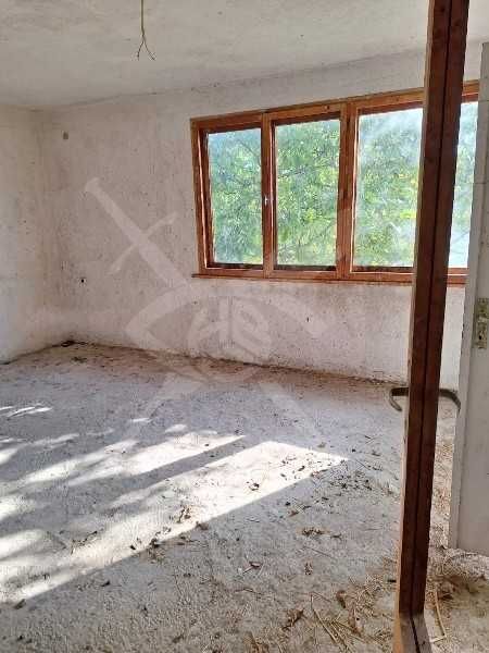Продава се Къща в Първомай - 300 кв.м за 212 €/кв.м - Снимка #1