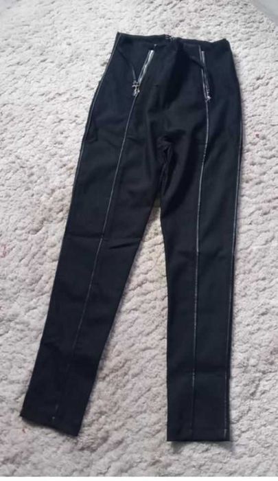 Продавам марков клин, стреч, висока талия