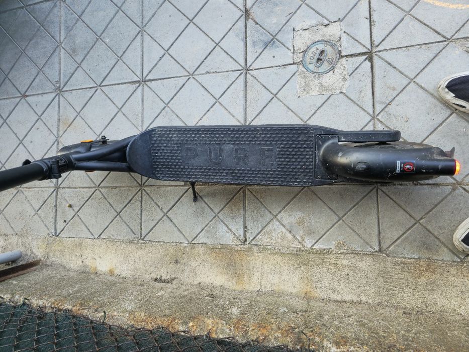 Електрическа Тротинетка Pure Английски 25км.ч