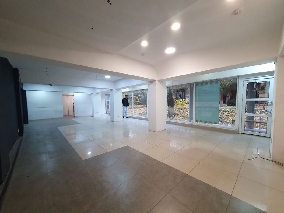 Аренда офиса 100 кв.м оупенспейс с парковкой  на Ц-7 Цум