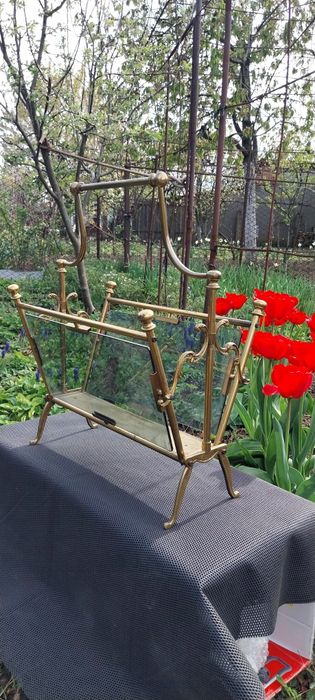 Suport pt.ziare si reviste, alamă