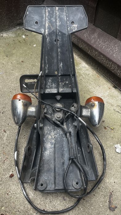 Запчасти от мотоцикла Yamaha Tricker 250