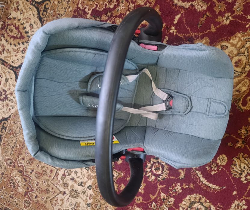 Автокресло в очень хорошем состоянии