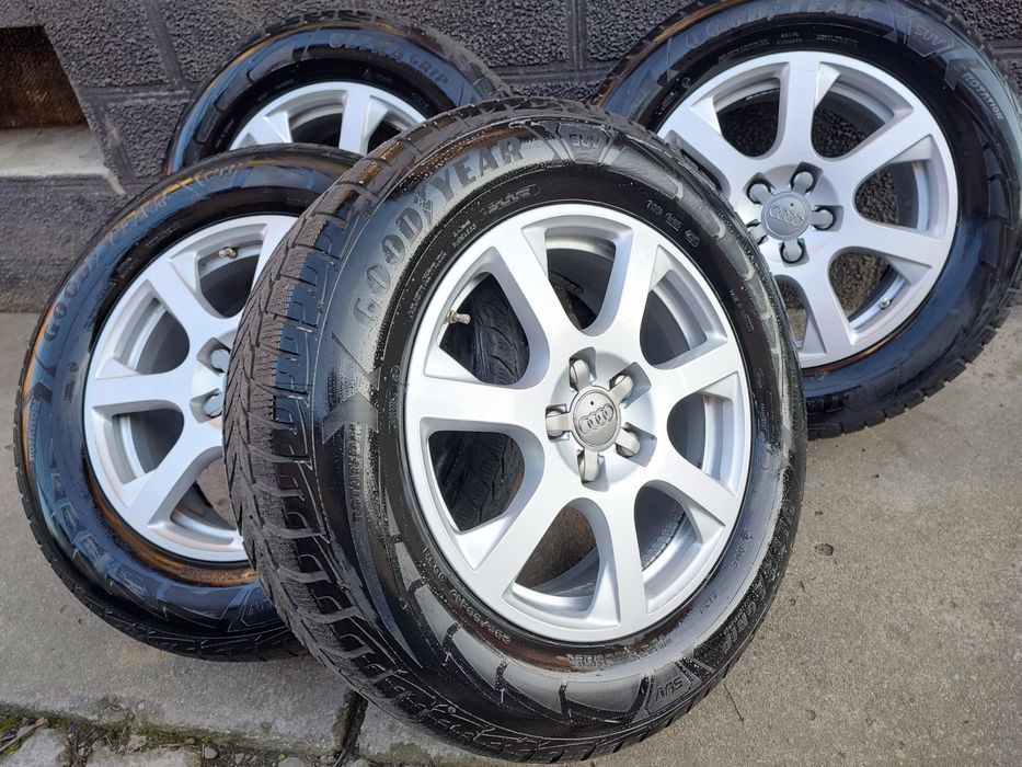 Vând Set Jante Aliaj Audi Q5+Cauciucuri 235/65/17 M+S Goodyear Q3,A4
