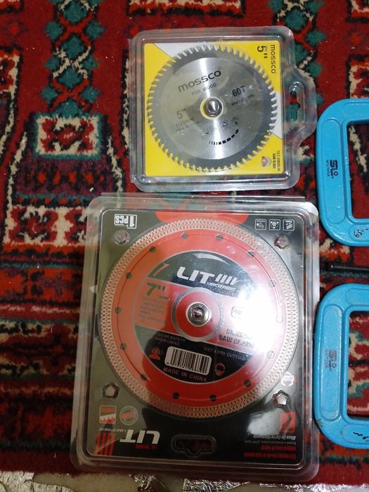 Продается инструмент и запчасти