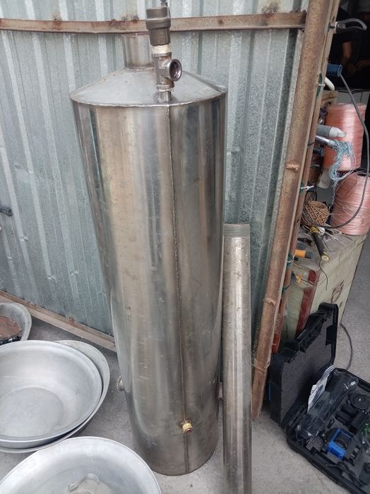 Титан сотилади продается, полностью нержавейка, в идеальном состоянии