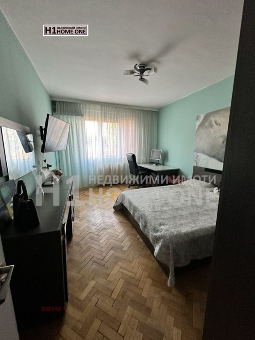 Продава се Тристаен апартамент в София, Хаджи Димитър - 60 кв.м за 2300 €/кв.м - Снимка #9