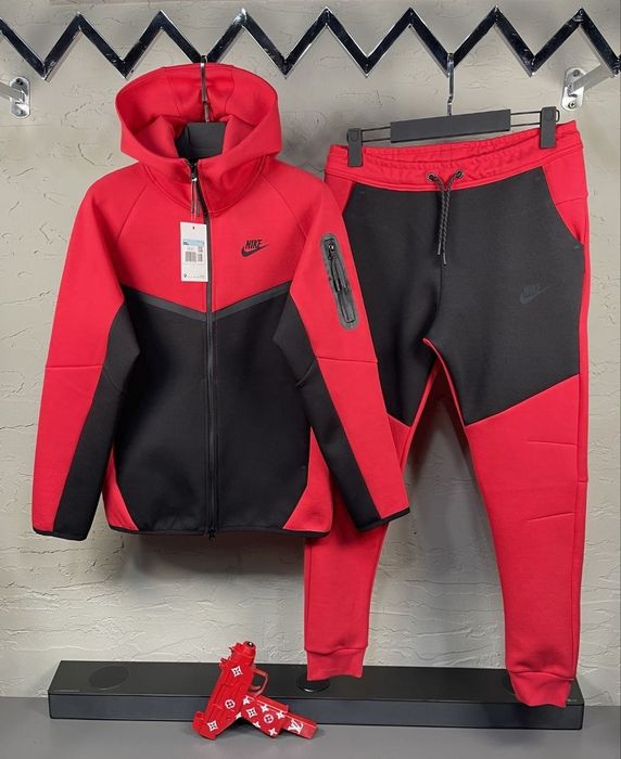 Nike tech fleece! Изпращаме с тест и преглед!