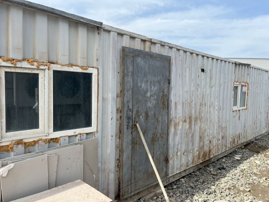 Продам утепленный 12м контейнер