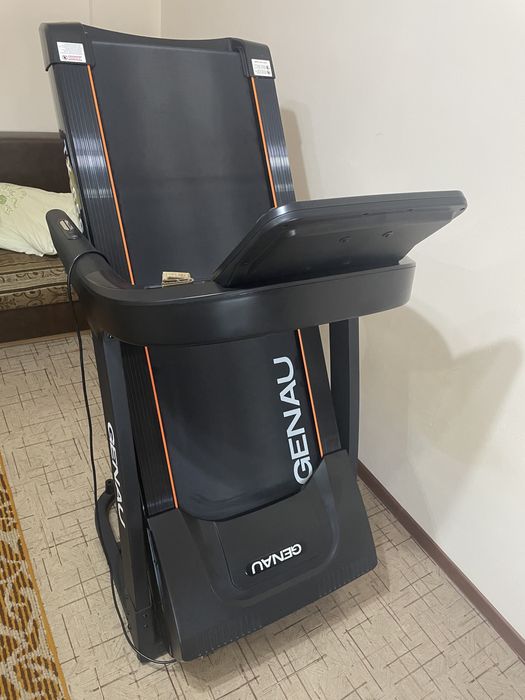 Беговая дорожка Genau