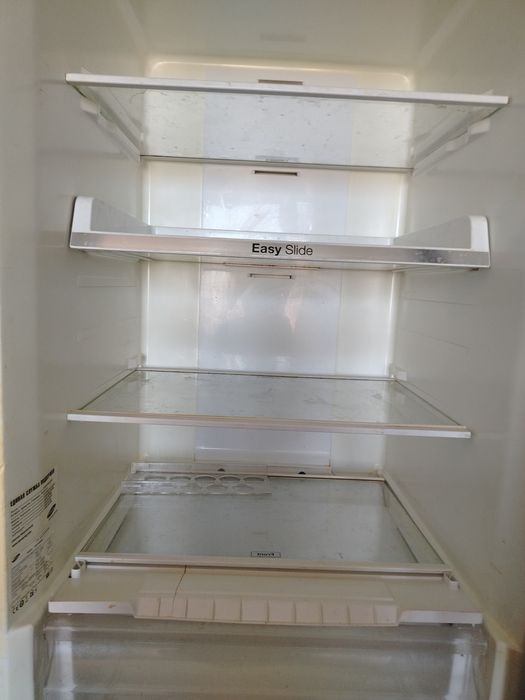 Продаётся холодильник на запчасти