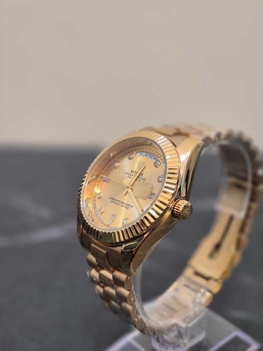 Ceas DayDate Full Gold - 18K