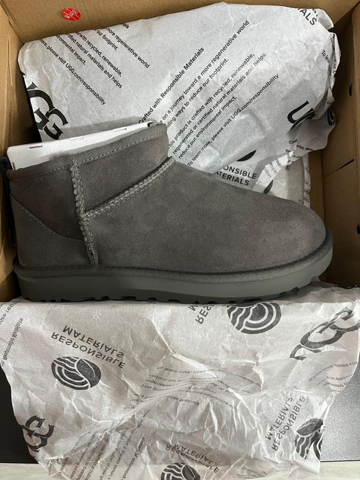 UGG ultra mini 38