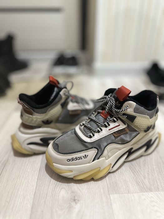 Кросы adidas stark industries