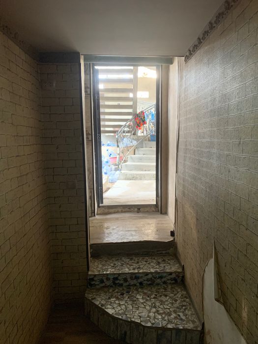 ПРОДАЁТСЯ ДОМ 2,4 сотки,  ремонт, ориентир Зоопарк 150000!