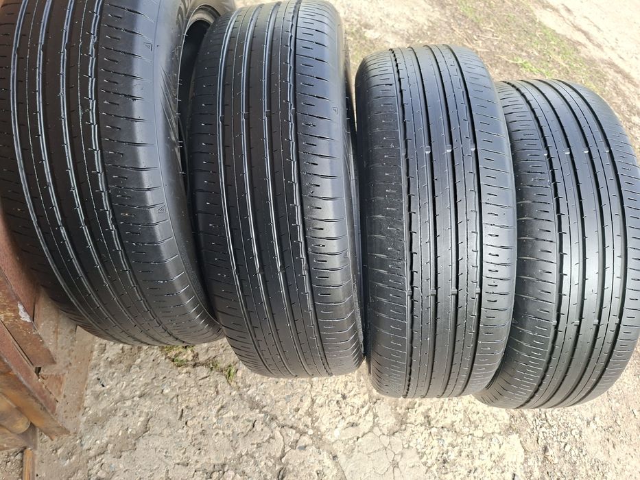 Продам шины. 235/60/19 данлоп