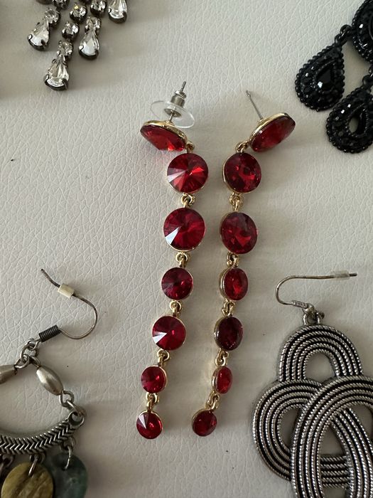 Дълги обеци различни цветове