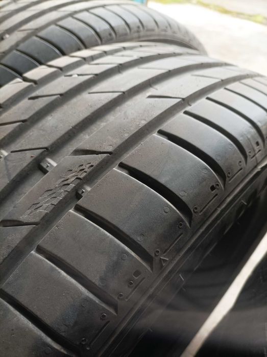 Продавам 2 летни гуми 225/55ZR17 -40 лв/бр. /20.45 Евро/бр.