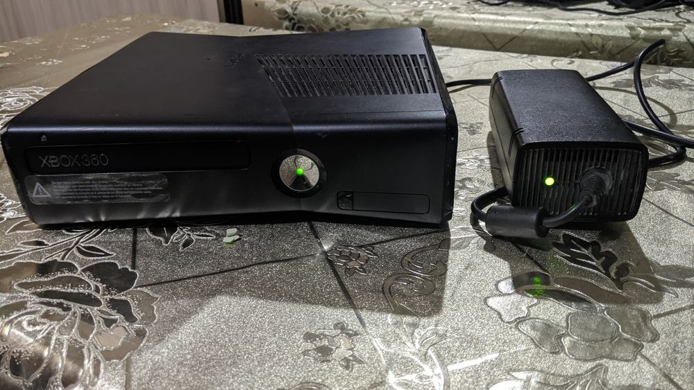 Xbox 360 на запчасти
