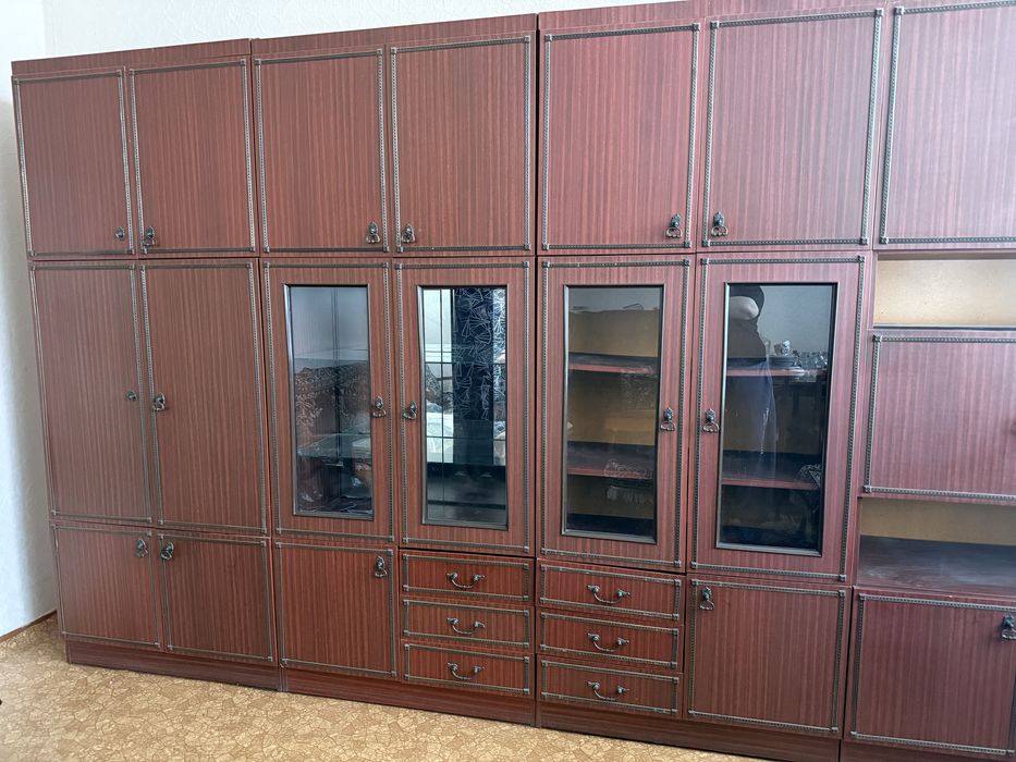 Отдам мебель в дар!