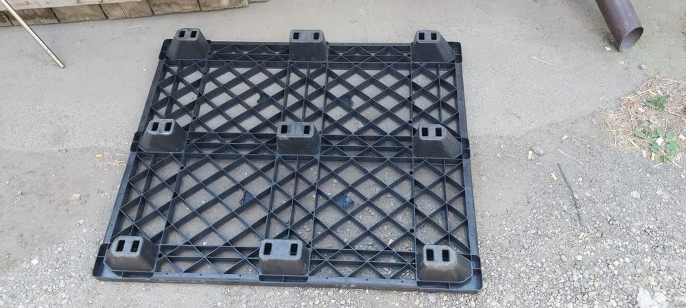 Vind paleti de plastic