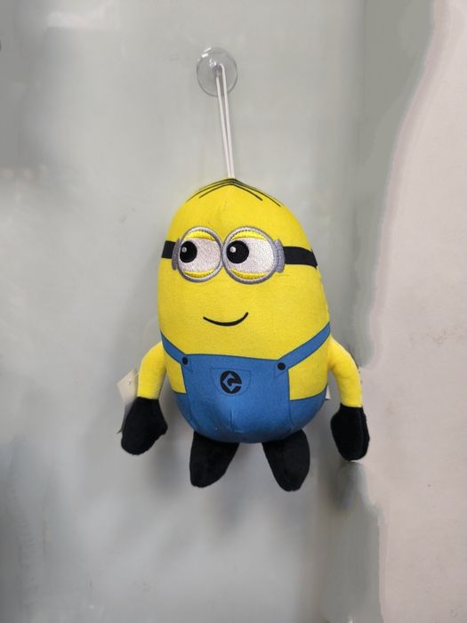 Шампоани със Миньоните;ключодържатели,фигурки,плюшени -1,2лв,5лв-9лв/б
