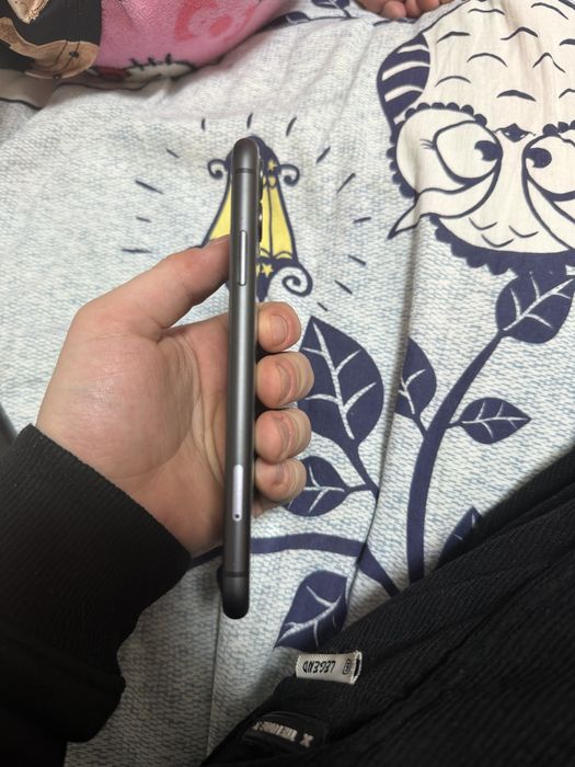 Продам Iphone 11 128gb